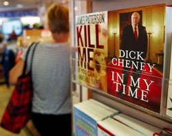 Usa/ Con affermazione e-book crolla il mercato dei tascabili