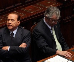 Governo/ Bossi: Difficile arrivare a 2013, meglio votare prima