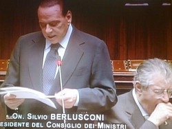 Governo/ Berlusconi: No esecutivi tecnici, Paese rischia
