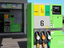Benzinai/ Sciopero per 15 giorni, primi tre stop 8-9-10 novembre
