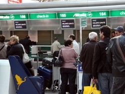 Nel 2010 negli aeroporti 140 milioni di passeggeri