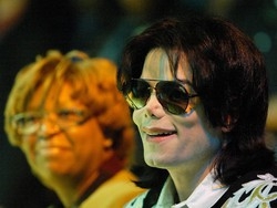 Il processo al medico di Jacko sar&agrave; ripreso in diretta televisiva