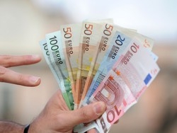 Roma taglia i quattrini Scuola a rischio aumenti