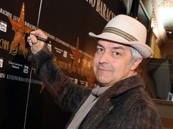 Festival di Sanremo: Van De Sfroos irrompe in finale