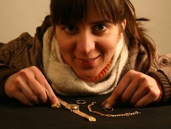 Orologio, due anelli, un bracciale Un test per vendere l’oro