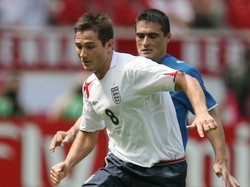 Faceva i 146: patente sospesa all’asso del Chelsea Lampard