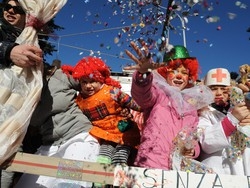 Oggi maschere a Varese Centro chiuso, park aperti