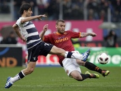 De Rossi sotto processo per veranda fuori norma