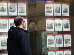 Casa, il mercato in affanno: nel 2010 meno compravendite