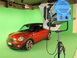 Nozze Mini-Facebook In arrivo una coup&egrave;