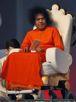 Il santone Sai Baba in condizioni critiche