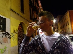 L’alcol “addestra” il cervello a bere sempre di pi&ugrave;