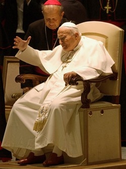 Wojtyla, scoppia la Papa-mania E’ corsa ai gadget pi&ugrave; originali