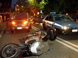 Strada sporca dopo l’incidente? A Varese paga l’automobilista