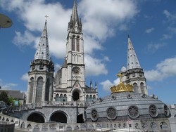 Varese, tre per due anti-crisi anche per il viaggio a Lourdes