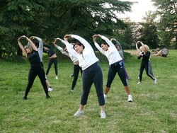 Varese, fitness nel parco per la candidata sindaco