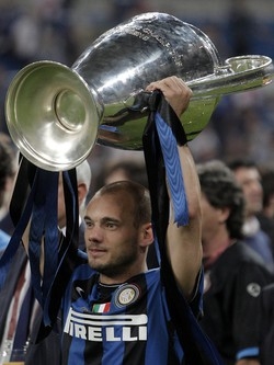 I varesini possono toccare con mano la coppa dell’Inter