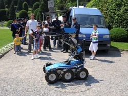 Un robot un po’ marziano Che fa la guerra ai terroristi