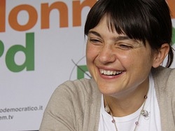 Appello della Serracchiani per la Oprandi sindaco