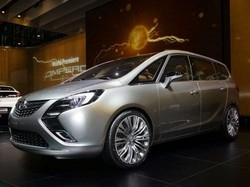 Opel Zafira Tourer Conto alla rovescia