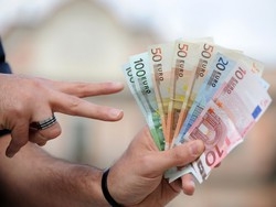 Varese, la casta ci costa oltre due milioni all’anno