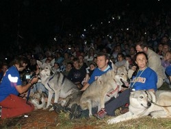 &laquo;A spasso con i lupi&raquo; sabato sera a Selvino