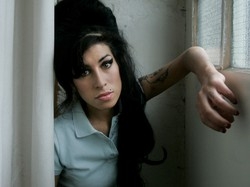 Winehouse: polemiche sugli inediti Primo duetto con Bennett