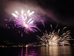 Ferragosto: weekend di eventi Fuochi d’artificio e gita&nbsp;in grotta