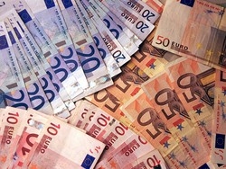 Tassa di solidariet&agrave;: 4500 euro da 1500 “Paperoni” varesini
