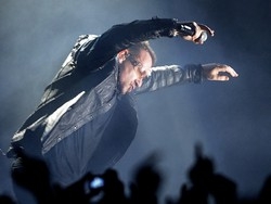 Un malore di Bono Vox getta scompiglio tra i fan