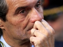 Funerali ai comuni? Stop a met&agrave; Fontana: “Prima marcia su Milano”