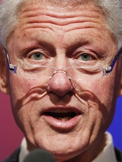 Addio ai cibi super grassi Clinton diventa vegano