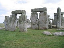 Re Art&ugrave; sconfitto dopo secoli I resti di Stonehenge in museo