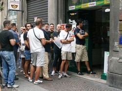 Varese, lunghe file di tifosi per il nuovo stadio della Juve