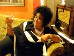Liz Taylor sbarca a Varese E sogna la Notte degli Oscar