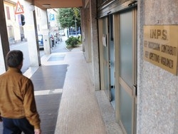 Permessi malattia e di invalidit&agrave; A Varese li aspettano in duemila