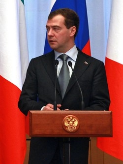 Medvedev compie 46 anni E Twitter lo festeggia