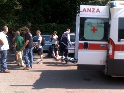 Varese, studente cade in moto Che paura davanti al Daverio
