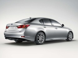 Lexus GS 450h Stile e innovazione