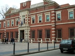 Violenza sessuale su 92enne Infermiere finisce a processo