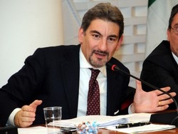 Cattaneo, niente tagli ai trasporti A Roma per trovare una soluzione