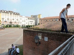 Altra rissa&nbsp;in piazza Repubblica Ma le telecamere restano spente