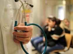 L’influenza si prepara a colpire Il &laquo;peggio&raquo; &egrave; atteso per Natale