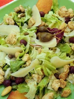 Insetti nell’insalata della mensa Rivolta alle scuole di via Sacco
