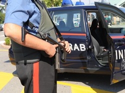 Varese, fidanzata gelosa inventa minacce telefoniche. Denunciata