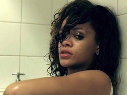 Rihanna &egrave; stata ricoverata Salta un concerto in Svezia