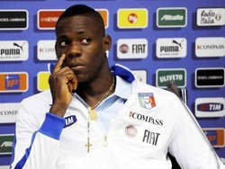 Balotelli: &laquo;Sono strano ma non sono matto…&raquo;