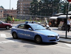 Esce con la tv sottobraccio Tentato furto all’Iper di Varese