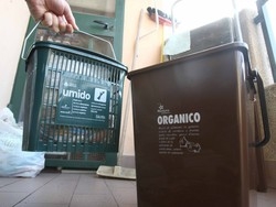 Egitto/ Centinaia di migliaia di persone a piazza Tahrir