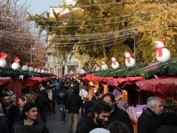 Ultimo weekend prima di Natale La grande attesa, tempo variabile